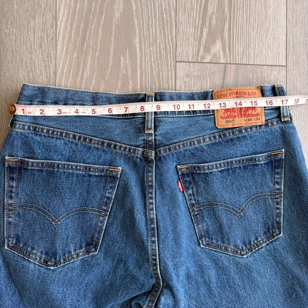 Levi's 550 Mens Blue Denim Mid Rise Relaxed Fit Classic Straight Jeans Sz 34x32